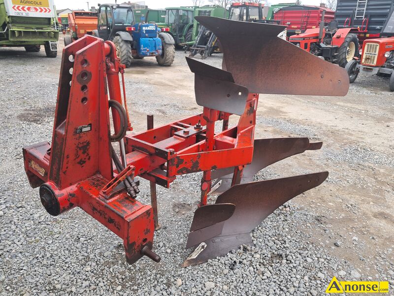 PUG  opis dodatkowy: 2 skibowy Obrotowy  Goudland szeroko robocza 2x40 cm na skibe  plynny obrt na 2 we przepluzki stan bardzo dobry cena do negocjacji.  Moliwo transportu.  Wicej informacji udziel telefonicznie 
