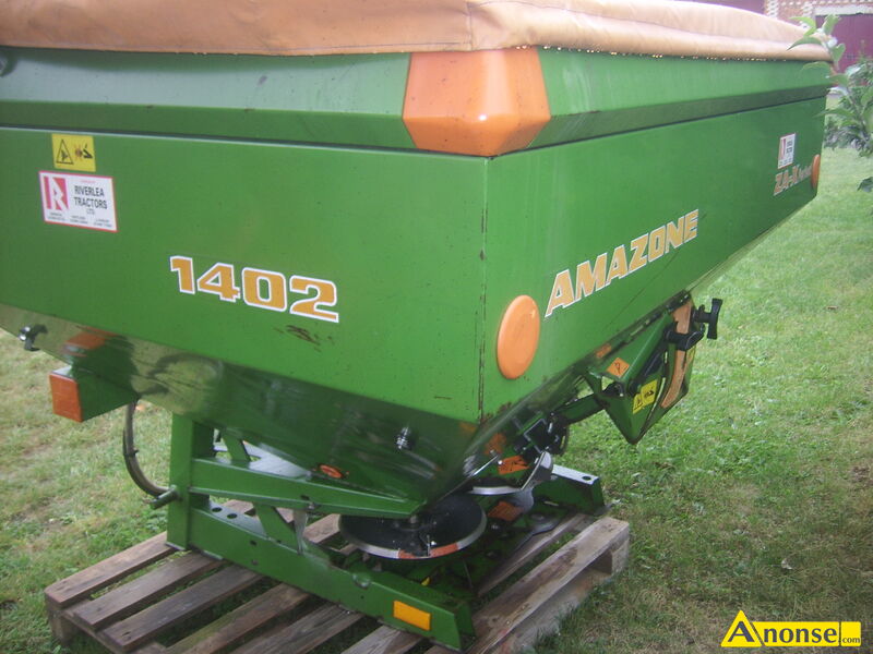 rozsiewacz  opis dodatkowy:  Amazone 1402. 2007r. zawieszany z plandek
 - image 3