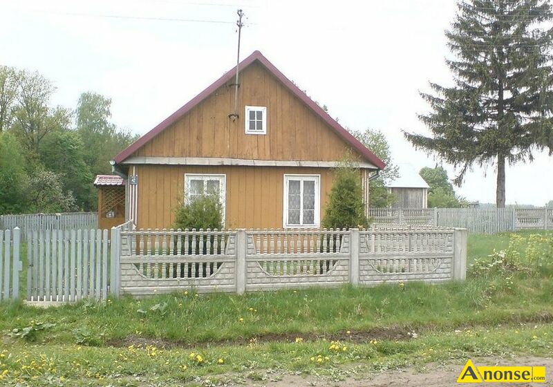 STJKA , gospodarstwo 1.07ha opis dodatkowy: Sprzedam gospodarstwo o pow. 1,07 ha. Miejscowo Stjka, gmina Czemierniki, powiat Radzy Podlaski. Sprzedaj gospodarstwo z zabudowaniami dom drewniany, obora i stodoa murowana. Dziaka jest ogrodzona, cicha i spokojna okolica, blisko las. Moliwo dokupienia gruntw. 
