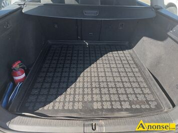 Anonse VW GOLF, 2014r., 1.600cm<sup>3</sup>, 105KM, diesel, hatchback, 271.000km, granatowy, ABS, autoalarm, poduszki powietrzne, 8xPP, immobiliser, wspomagan