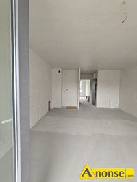 Anonse WACYN, M-3, 42m<sup>2</sup>, p. 0/4, stan deweloperski, blisko przedszkole, blisko szkoa, nowe okna, soneczne, balkon, c.o., duy balkon, widna kuchn