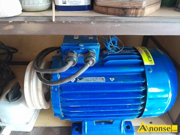 Anonse SILNIK, Silnik elektryczny 3-fazowy 7,5 KW 1450 obrotow nowy 100 procent z kolem pasowym i z nowym przelacznikim 2 stopniowym. Sprzedam., st