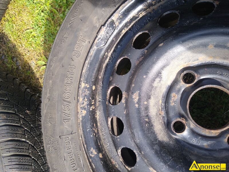 OPONY  175/65/14 opis dodatkowy: Wraz z felgami od corsy c ,zimowe ,po jednym sezonie 2023r stan przedmiotu transakcji: stan bardzo dobry
