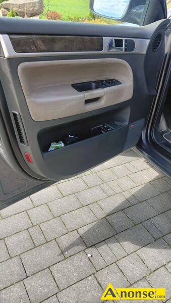 VW  TOUAREG, 2009r./V, 3.000cm<sup>3</sup>, 245KM , diesel, 310.000km, beowy bezpieczestwo: poduszki powietrzne informacje dodatkowe: liczba drzwi 5 drzwi (5D) 5 drzwi (5D) opis dodatkowy: Sprzedam super due i bezpieczne auto w stanie idealnym. stan przedmiotu transakcji: stan idealny - image 4