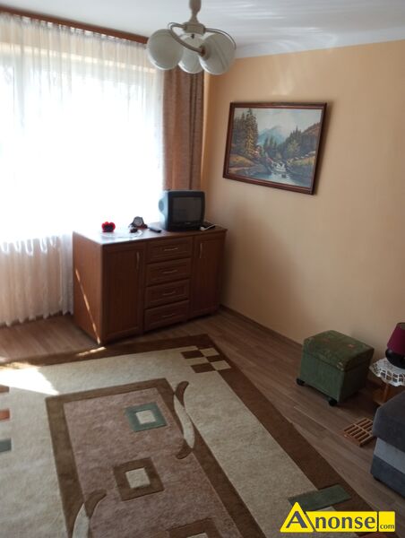 ZAMLYNIE  , M-2, 33.08m<sup>2</sup>, p. 1/7, spdzielcze-wasnociowe informacje dodatkowe: do zamieszkania opis dodatkowy: Dua kawalerka na 1 pitrze budynku 7 pitrowym mieszkanie umeblowane terakota glazura panele podogowe okna pcv bez piecyka plac zabaw dla dzieci piwnica lokatorska duy balkon ogrzewanie miejskie domofon niski czynsz woda miejska blisko przeczkole przystanki autobusowe market biedronka targ winda osobowa rozkadana zdala od bloku miejsca parkingowe za dormo internet mieszkanie nie zaduone cena do negocjacji moliwo innych propozycji transakcji na miejscu moliwa rwnie zamiana  - image 8