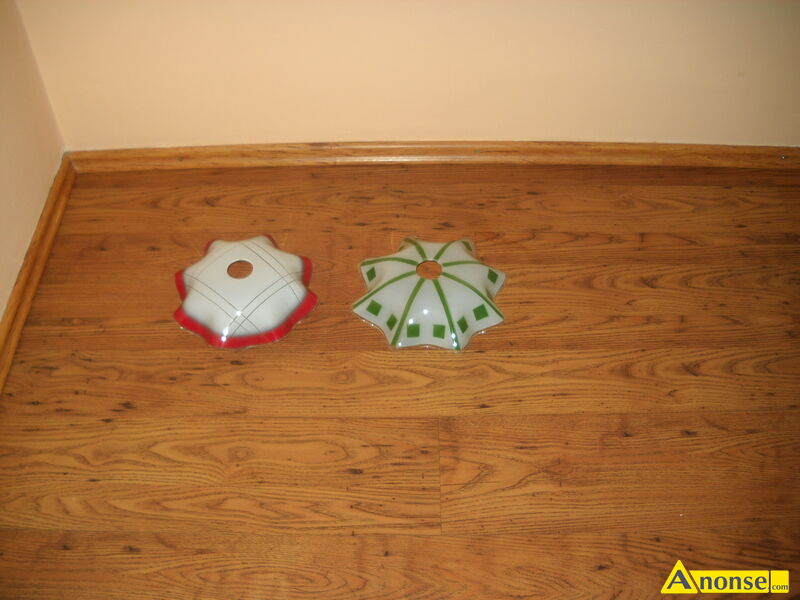 YRANDOL  opis dodatkowy: 3-ramienny z biaymi kloszami 45z, 5-ramienny z  abaurami 60z, 2 klosze po 6z.   lampk nocn - 20z stan przedmiotu transakcji: stan bardzo dobry - image 3