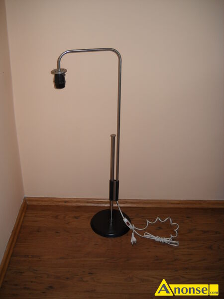 YRANDOL  opis dodatkowy: 3-ramienny z biaymi kloszami 45z, 5-ramienny z  abaurami 60z, 2 klosze po 6z.   lampk nocn - 20z stan przedmiotu transakcji: stan bardzo dobry