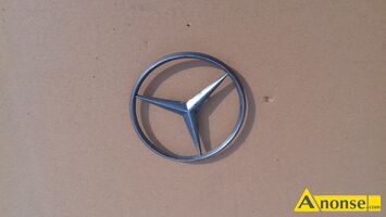 Anonse MERCEDES 190,124, mercedes 190 znaczek firmowy oryginalny na klap baganika stan jak na foto, stan dobry, c.30z. OSTROWIEC WITOKRZYSKI