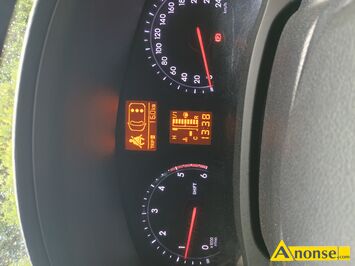 Anonse TOYOTA AVENSIS, 2012r., 2cm<sup>3</sup>, diesel, 220.000km, czarny, Bogata wersja, czujniki zmierzchu, czujniki deszczu, stan bardzo dobry, c.27.700z.