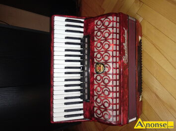 Anonse DJ, DJ-akordeonista lub zesp� muzyczny.Wszystkie rodzaje imprez.B.du�e do�wiadczenie. RADOM