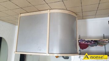 Anonse MEBLE, Lada sprzeda�owa 1,40m, manekiny, wieszaki itp., stan bardzo dobry, c.790z� do uzg.. KIELCE