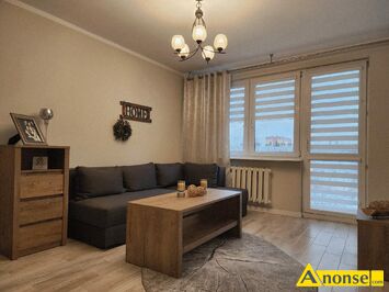 Anonse �WI�TOKRZYSKIE, M-2, 33m<sup>2</sup>, p. 2/8, w�asno�ciowe, po remoncie, Mieszkanie po generalnym remoncie (g�adzie szpachlowe, nowa posadzka we wszyst