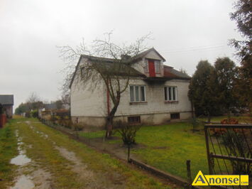 Anonse D�BROWA KOZ�OWSKA, dom 150m<sup>2</sup>, 2 kondygnacje, na dzia�ce 1007m<sup>2</sup>, do remontu, gara� obok domu, podpiwniczony, gara� na 2 samochody, kanalizacj