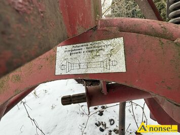 Anonse KOSIARKA ROTACYJNA, Z-178, Sprzedam kosiarke rotacyjna dwutalerzowa Z-178.Rok 2009.Stan dobry.Znajduje sie w powiecie lubartowskim, woj.lube