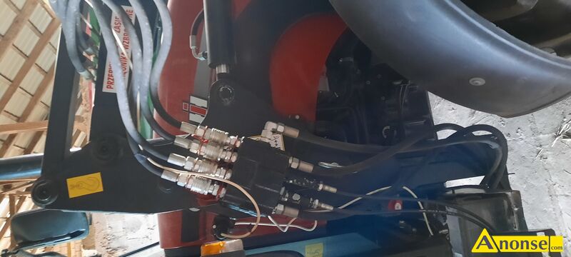 �adowacz  czo�owy Tur opis dodatkowy: Sprzedam �adowacz czo�owy z Agromaszu , �-104-T-202, ud�wig 1200 kg, pasuje do case JX 60 i New Holanda w idealnym stanie technicznym, ramka na sms. stan przedmiotu transakcji: stan idealny - image 1