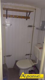 Anonse LOKAL 25m<sup>2</sup>, CENTRUM, na dzia�alno�� gospodarcz�, mo�liwo�� pod��czenia internetu, witryna, wej�cie bezpo�rednio z ulicy, atrakcyjna lokaliza