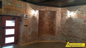 Anonse LOKAL 30m<sup>2</sup>, CENTRUM, na dzia�alno�� gospodarcz�, witryna, miejsca parkingowe, woda, pr�d, kanalizacja, LOKAL U�YTKOWY, WYDZIELONY, KSI�GA WI