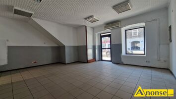 Anonse LOKAL 50m<sup>2</sup>, �R�DMIE�CIE PRZY PKP, na dzia�alno�� handlowo-us�ugow�, atrakcyjna lokalizacja, wej�cie bezpo�rednio z ulicy, witryna, Do wynaj�