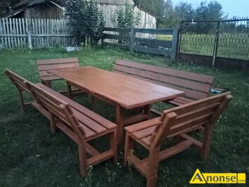 Anonse MEBLE OGRODOWE, Zestaw mebli ogrodowych z drzewa sosna, heblowany, zabezpieczony impregnatem, kt�ry obejmuje st� o wymiarach 240 cm dlugosc