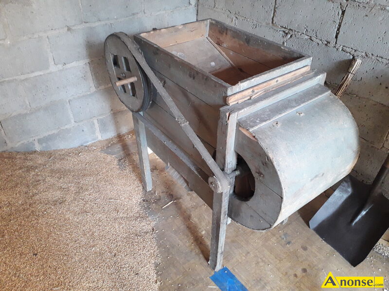 M�ynek  opis dodatkowy: Wietrznik do zbo�a widoczny na zdj�ciu.  Wi�cej informacji pod numerem telefonu  - image 1