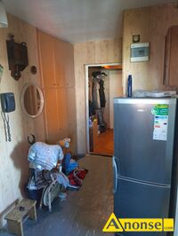 Anonse NA�KOWSKICH, M-4, 61m<sup>2</sup>, p. 7/10, sp�dzielcze-w�asno�ciowe, do odnowienia, szafy wn�kowe, bardzo dobra lokalizacja, blisko przedszkole, blis