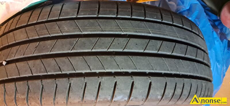 OPONY  KUMHO  ECSTA 215/55R18 opis dodatkowy: Sprzedam opony Kumho Ecsta -letnie . 215/55R18. Opony nowe rocznik 2024. Cena za komplet - 4 szt. 600 z�. stan przedmiotu transakcji: stan idealny