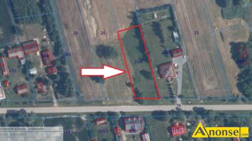 Anonse PETRY��W, dzia�ka 1800m<sup>2</sup>, budowlana, pierwsza w pasie zabudowy, przy g��wnej drodze, wjazd z drogi asfaltowej, spokojna okolica, pr�d, woda,