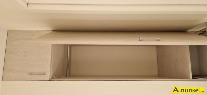 PLANTY , M-2, 37.5m<sup>2</sup>, p. 2/3 informacje dodatkowe: do zamieszkania, zabudowa kuchni, szafy wn�kowe, sprz�t AGD, pawlacze, blisko ko�ci�, domofon, blisko sklep, wc i �azienka razem, zadbane, czyste, blisko przystanek, widna kuchnia, panele pod�ogowe, c.o., blisko przychodnia, s�oneczne, blisko szko�a, bardzo dobra lokalizacja opis dodatkowy: 