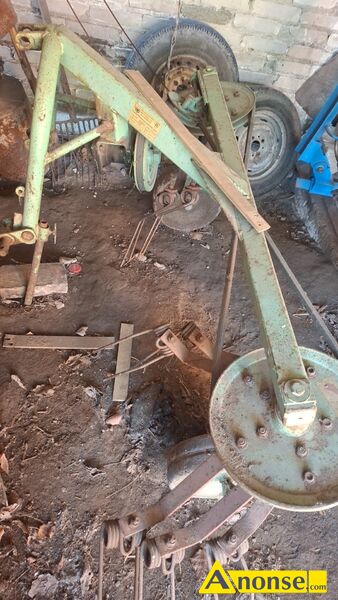 przetrz�sarka , karuzelowa opis dodatkowy: Mam do sprzedania przetrz�sark� karuzelowa ma�o u�ywana w  bardzo dobrym stanie sprzedaje z powodu likwidacji hodowli  stan przedmiotu transakcji: stan bardzo dobry - image 1