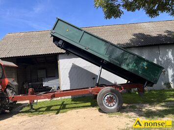 Anonse PRZYCZEPA, Sprzedam przyczep�. Wywrot na 3 strony. Mocna konstrukcja, na resorach. O� i ko�a od naczepy. Wymiary 4,5m x 2,5m x 60cm. �adowno