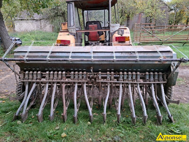 siewnik , rz�dowy, POZNANIAK, ci�gnikowy, lejowy, grabki, zbo�owy, zawieszany opis dodatkowy:  stan przedmiotu transakcji: stan bardzo dobry - image 1