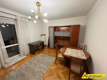 Anonse CENTRUM, M-2, 38.3m<sup>2</sup>, p. 2/3, centrum sprzedam mieszkanie umeblowane Pl.Konstytucji 3 go Maja do zamieszkania lub wynajmu co miejskie dwa ba