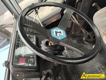 Anonse CI�GNIK, LANDINII 9080, 3300mth, rok 1997,silnik 4perkins z turbina 87km, z �adowaczem samopoziomujacy, sprowadzony, zarejestrowany, stan ba