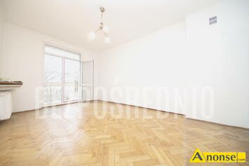 Anonse �R�DMIE�CIE, M-4, 47m<sup>2</sup>, p. 3/4, w�asno�ciowe, do remontu, Sprzedam bezpo�rednio mieszkanie w centrum Lublina z balkonem o pow. 47 m2, na 3 p