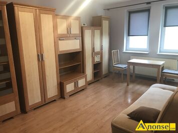 Anonse STRZELNICZA, M-2, 33m<sup>2</sup>, p. 2/3, dla os�b pracuj�cych, wolne od zaraz, sprz�t AGD, umeblowane, piwnica, panele, domofon, bez po�rednik�w, Kaw