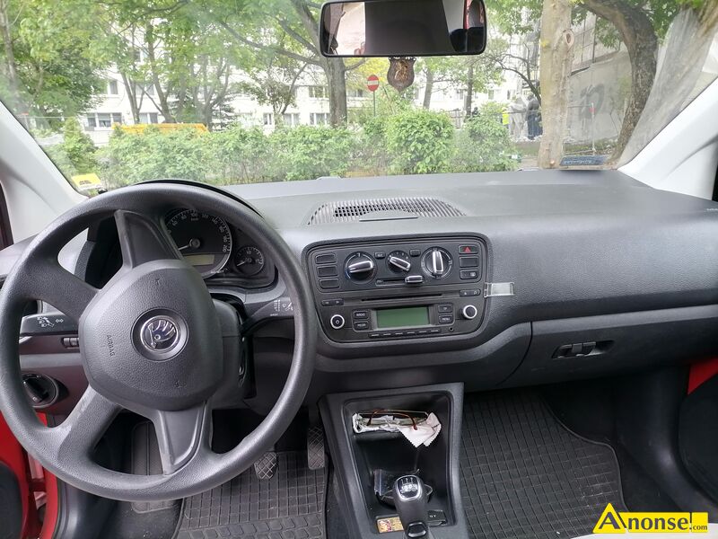 SKODA  Citigo , 2013r./X, 1.000cm<sup>3</sup>, 60KM , benzyna, hatchback, 94.500km, czerwony opis dodatkowy: Dzie� dobry, sprzedam Skod� Citigo rocznik 2013.
Nr vin TMBZZZAAZED615415.
Przebieg 94500km.
Moc 60km. Salon Polska. 
Stan bardzo dobry. Dwa komplety k�. 
Zapraszam do kontaktu. Prosz� o kontakt tylko telefonicznie.
 (Og�oszenie grzeczno�ciowe). Samoch�d mo�na ogl�da� w Poznaniu os. Lecha.
 stan przedmiotu transakcji: stan bardzo dobry