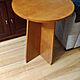 STOLIK, kolor jasny orzech, okr�g�y, u�ywany, Stolik okoliczno�ciowy, �rednica blatu 50 cm, wysoko�� 65 cm. Powierzchnie matowe. Mebel bez w