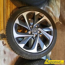 Anonse ALUFELGI TOYOTA, oryginalne fabryczne felgi 17 x J7; 5 x 114,3; otw�r centr. 60,1mm; ET 50 z czujnikami ci�nienia i oponami letnimi Michelin