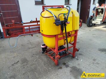 Anonse OPRYSKIWACZ, 400l orygina� belka polowa 12m ma�o pracowa� pompa ma 2 lata bardzo mocna gara�owany sprawny 100% mo�liwo�� dowozu, stan bardzo