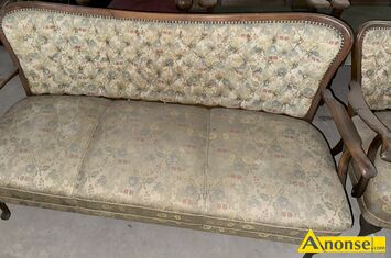 Anonse SOFA + 2 FOTELE, Sprzedam zestaw mebli sofa + 2 fotele drewniane tapicerowane antyczne, zabytkowe, niespotykany wz�r w bardzo dobrym stanie.