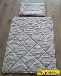 Anonse KO�DRA+PODUSZKA, sprzedam ko�dry + poduszki do ��eczka �pioszek w ilo�ci 90 sz komplet�w, nowe nieu�ywane, sprzeda� mo�e by� na faktur�.,