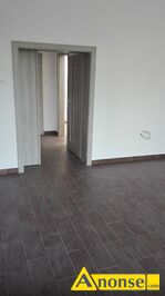Anonse LOKAL 61m<sup>2</sup>, KIELCE, NA STOKU, na dzia�alno�� handlowo-us�ugow�, wej�cie bezpo�rednio z ulicy, wszystkie media, po remoncie, wysoki standard