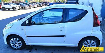 Anonse PEUGEOT 107, 2013r./IV, 998cm<sup>3</sup>, 68KM, benzyna, hatchback, 186.000km, bia�y, ABS, immobiliser, poduszki powietrzne, 4xPP, elektryczne szyby p