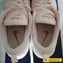 Anonse BUTY, sportowe Nike. Nr. 44,5. Stan obuwia nowe, c.190z� do uzg.. RADOM