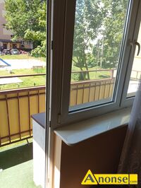 Anonse ZAM�YNIE, M-2, 33.07m<sup>2</sup>, p. 1/7, sp�dzielcze-w�asno�ciowe, do zamieszkania, Przestronna widna du�a kawalerka na 1 pi�trze budynku 7 pi�trowy