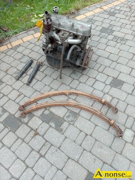FIAT  126P,opis dodatkowy: Sprzedam czci do samochodu Fiat 126p. Posiadam zderzak chromowany, bag - image 0 - anonse.com