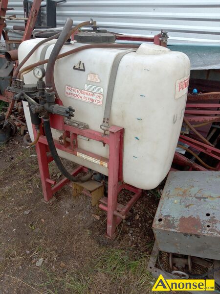 Opryskiwacz  Pilmet 300l,opis dodatkowy: Sprzedam opryskiwacz do cignika Pilmet 300l . Opryskiwacz - image 0 - anonse.com