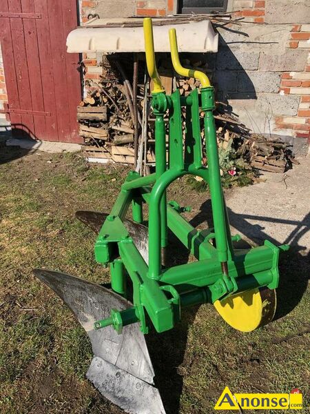 PUG ,opis dodatkowy: Sprzedam pug dwuskibowy UNIA Grudzidz typ PZ 230 z 1969 roku sprawny techni - image 0 - anonse.com