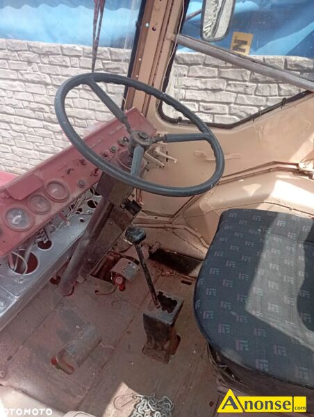 TRAKTOR , ruski, T25 WADIMIREC,opis dodatkowy: cignik po remoncie do wymiany akumulatory 1rok sto - image 0 - anonse.com