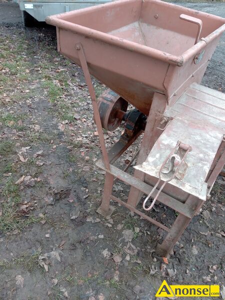 Srutownika  na kamienie,opis dodatkowy: Sprzedam rutownik do mielenia zboa na kamienie. Srutownik - image 0 - anonse.com